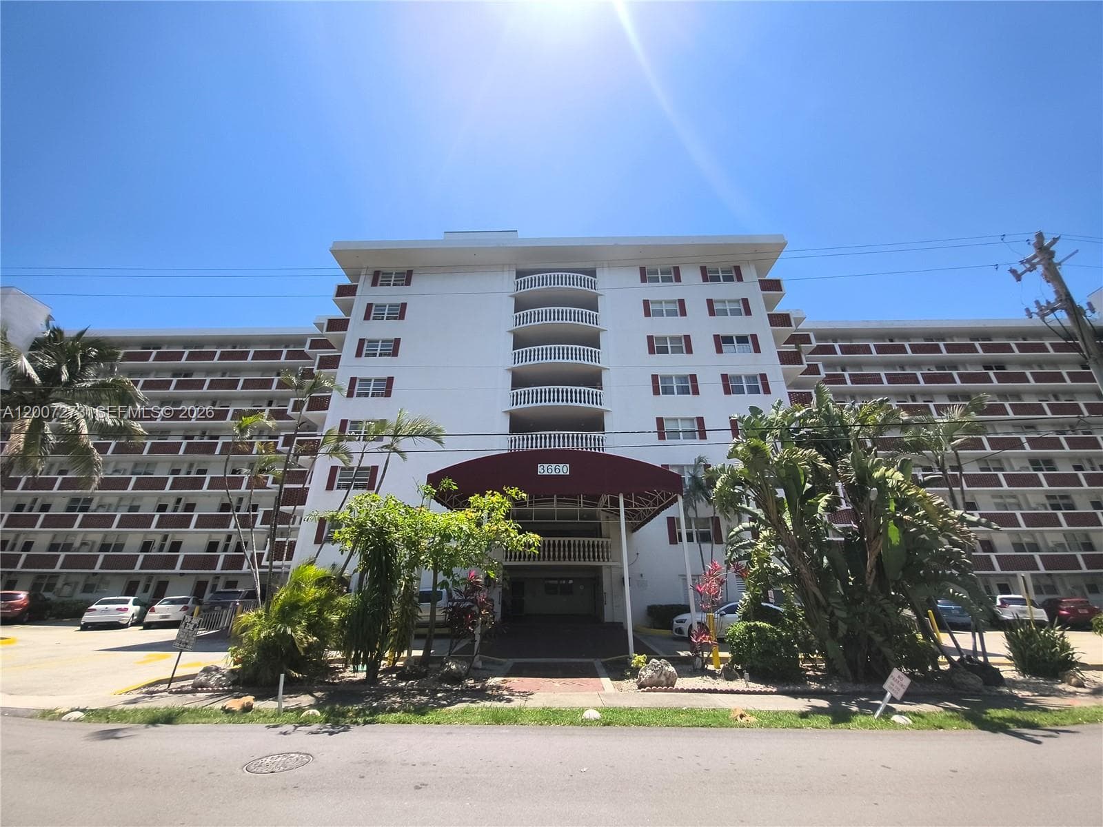 3660 NE 166th St # 302, North Miami Beach, FL 33160