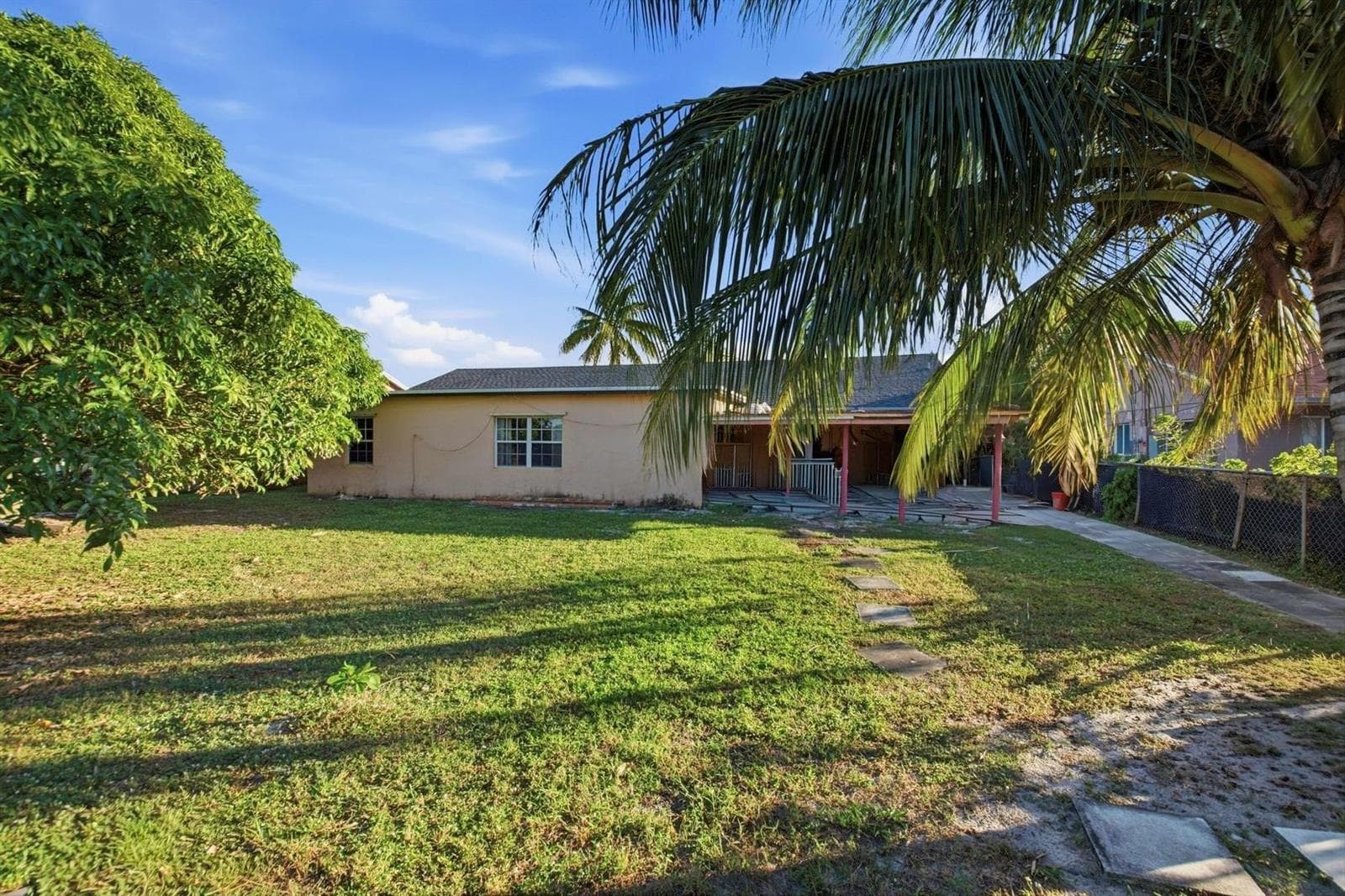 561 NE 38th Street, Deerfield Beach, FL 33064 — zdjęcie 4
