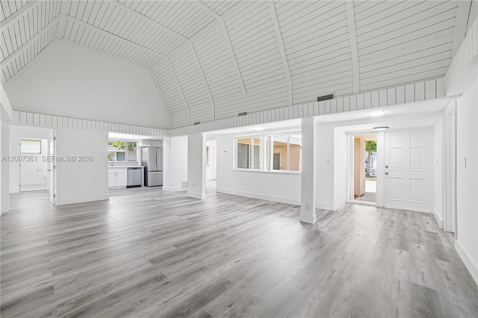 5201 Yellow Pine Ln, Tamarac, FL 33319 — zdjęcie 4