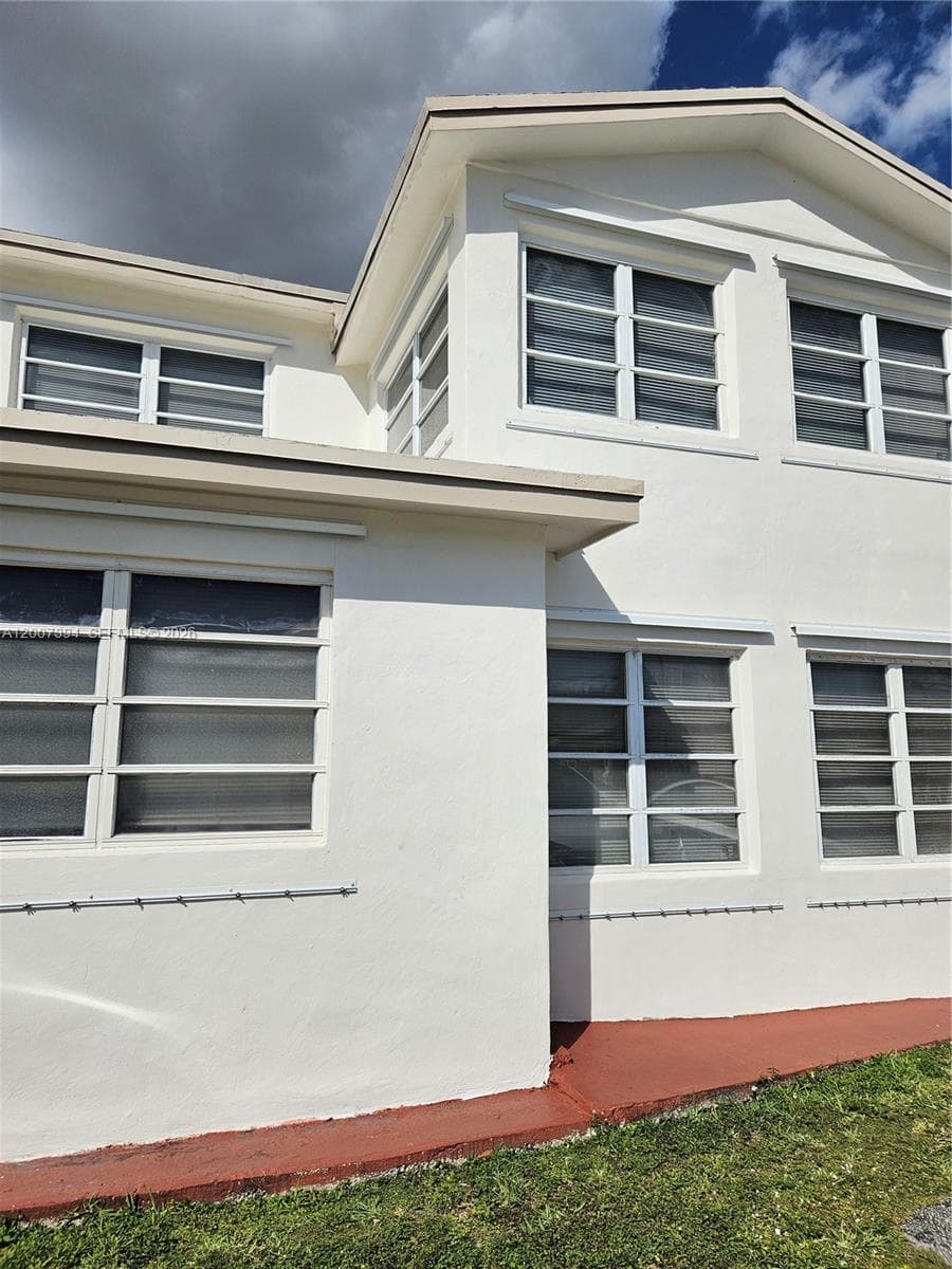 3431-3433 SW 4th St, Miami, FL 33135 — zdjęcie 2