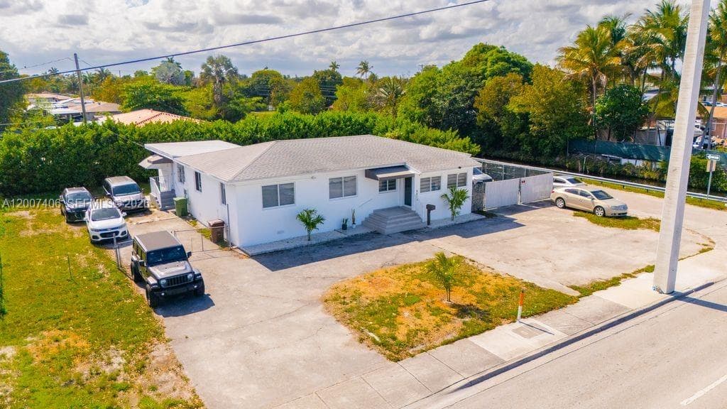 5290 Palm Ave, Hialeah, FL 33012 — zdjęcie 3