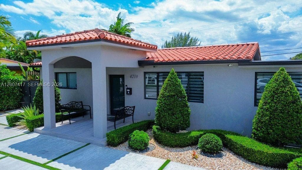 4210 W 6th Ave, Hialeah, FL 33012 — zdjęcie 5