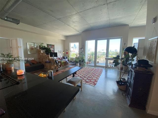 10 SW South River Dr # 909, Miami, FL 33130 — zdjęcie 2