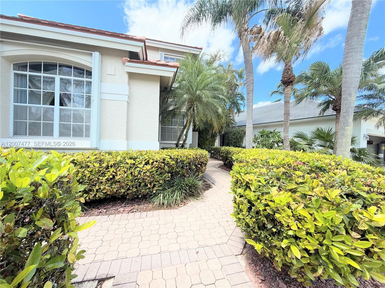 1510 W Lacosta Dr W, Pembroke Pines, FL 33027 — zdjęcie 2