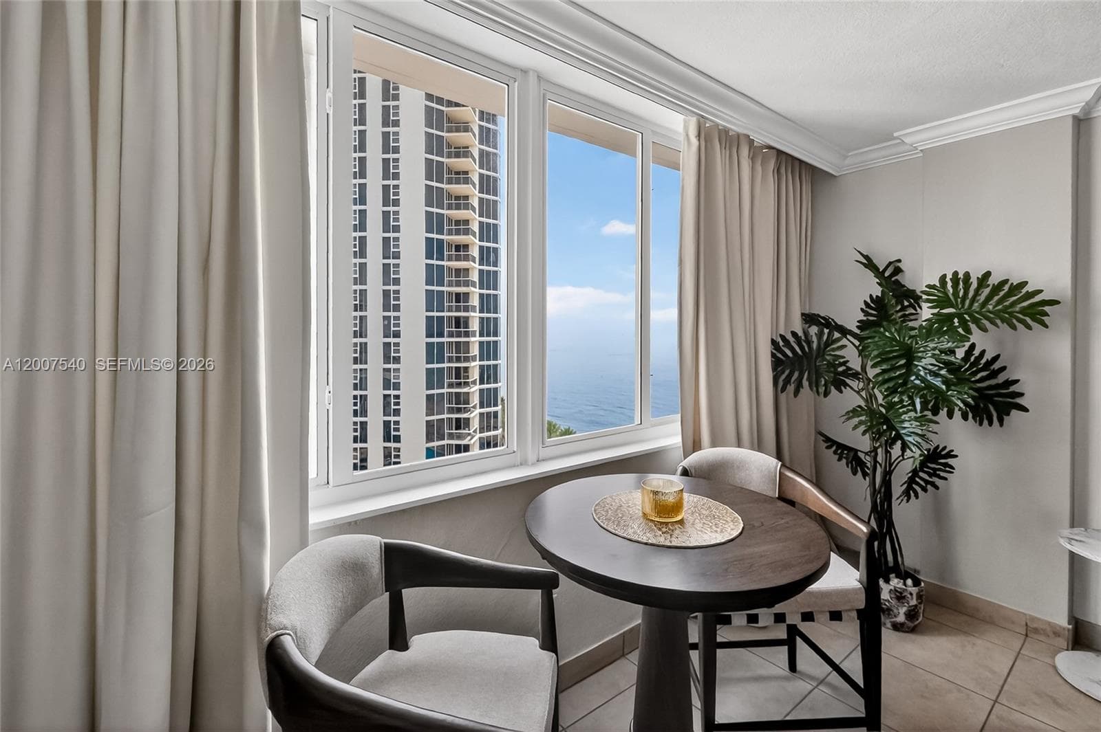 19201 Collins Ave # 1123, Sunny Isles Beach, FL 33160 — zdjęcie 2