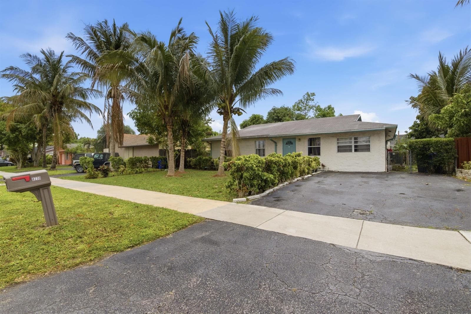 8230 SW 4th Place, North Lauderdale, FL 33068 — zdjęcie 3