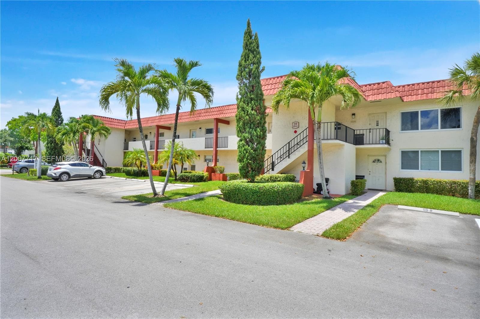 8941 S Hollybrook Blvd # 203, Pembroke Pines, FL 33025