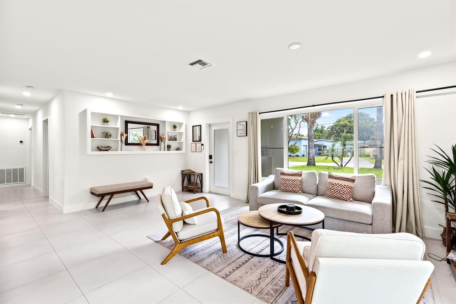 2417 NE 19th Avenue, Wilton Manors, FL 33305 — zdjęcie 4