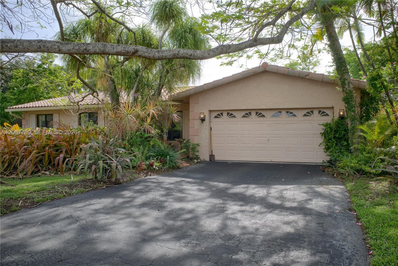 11075 NW 38th St, Coral Springs, FL 33065