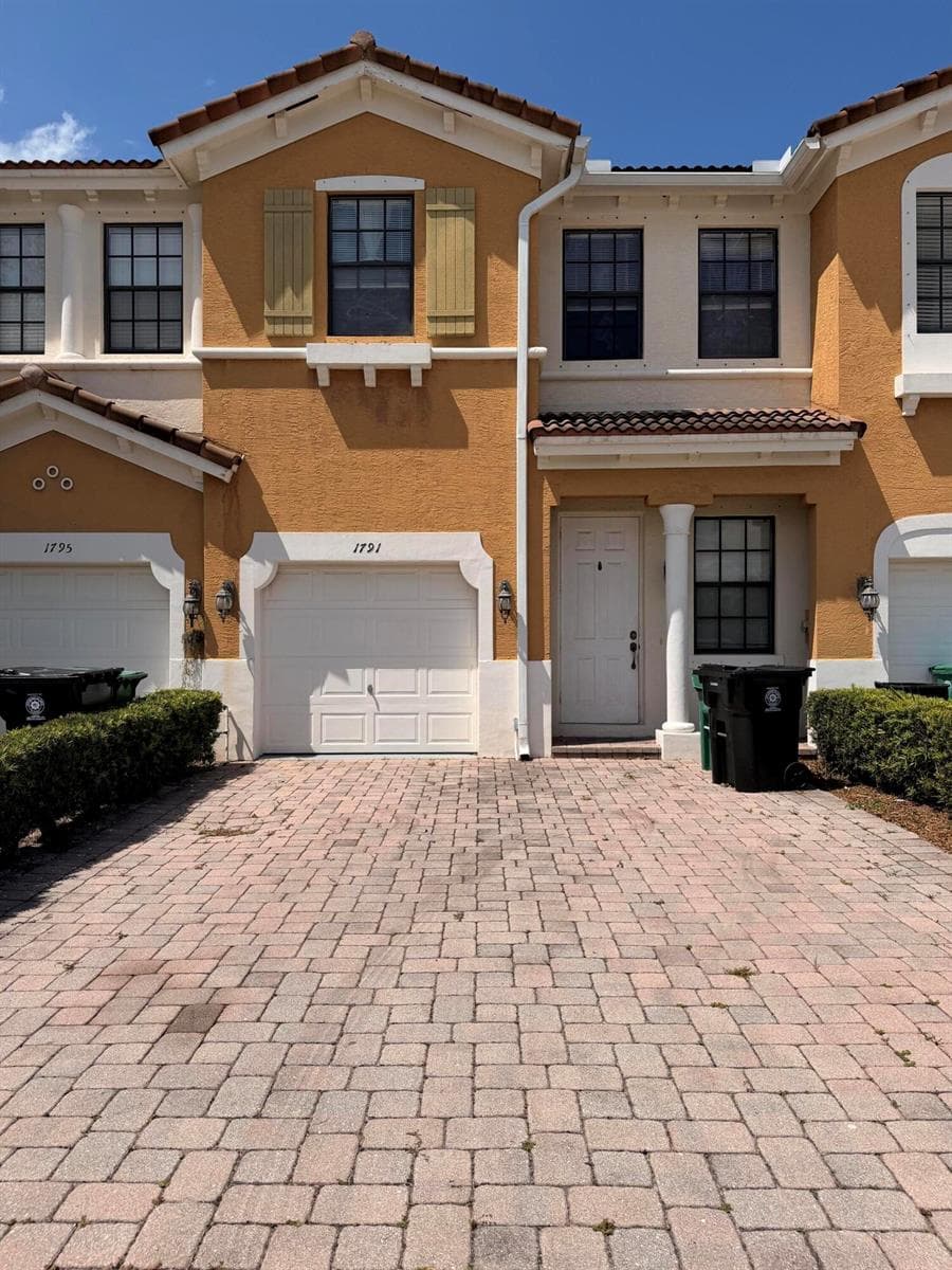1791 SW Porta Nuova Terrace, Port St. Lucie, FL 34953