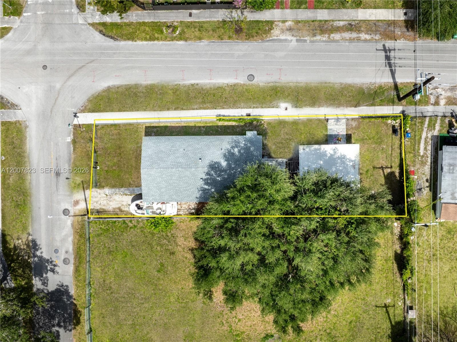 2406 NW 67th St, Miami, FL 33147 — zdjęcie 3