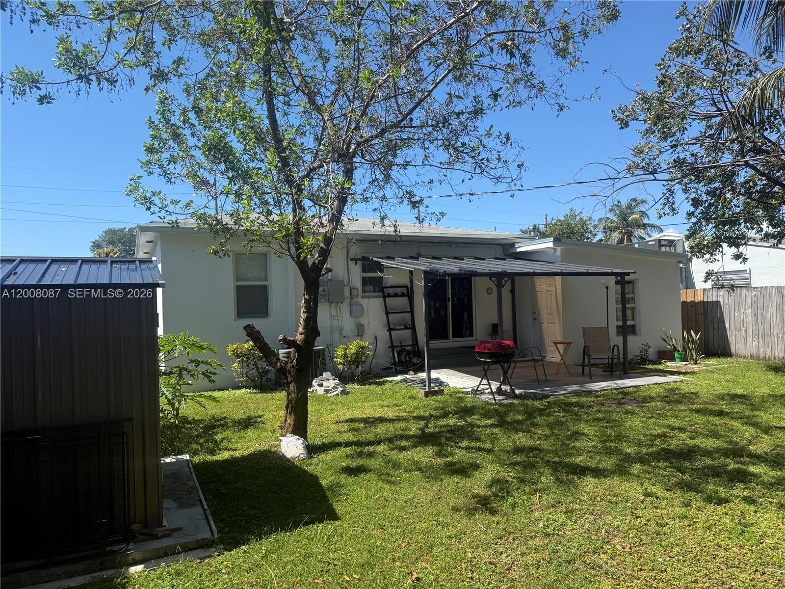 2323 Cleveland St, Hollywood, FL 33020 — zdjęcie 2