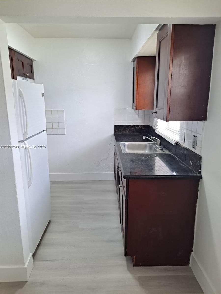 4090 NW 31st Ter # 3, Lauderdale Lakes, FL 33309 — zdjęcie 2