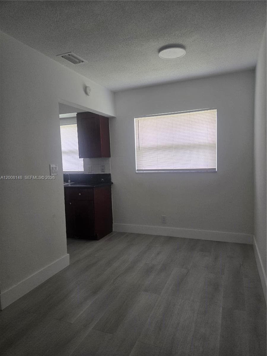 4090 NW 31st Ter # 3, Lauderdale Lakes, FL 33309 — zdjęcie 5