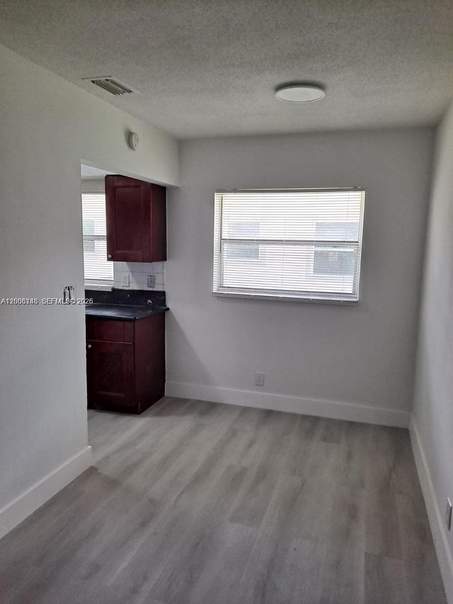 4090 NW 31st Ter # 3, Lauderdale Lakes, FL 33309 — zdjęcie 4