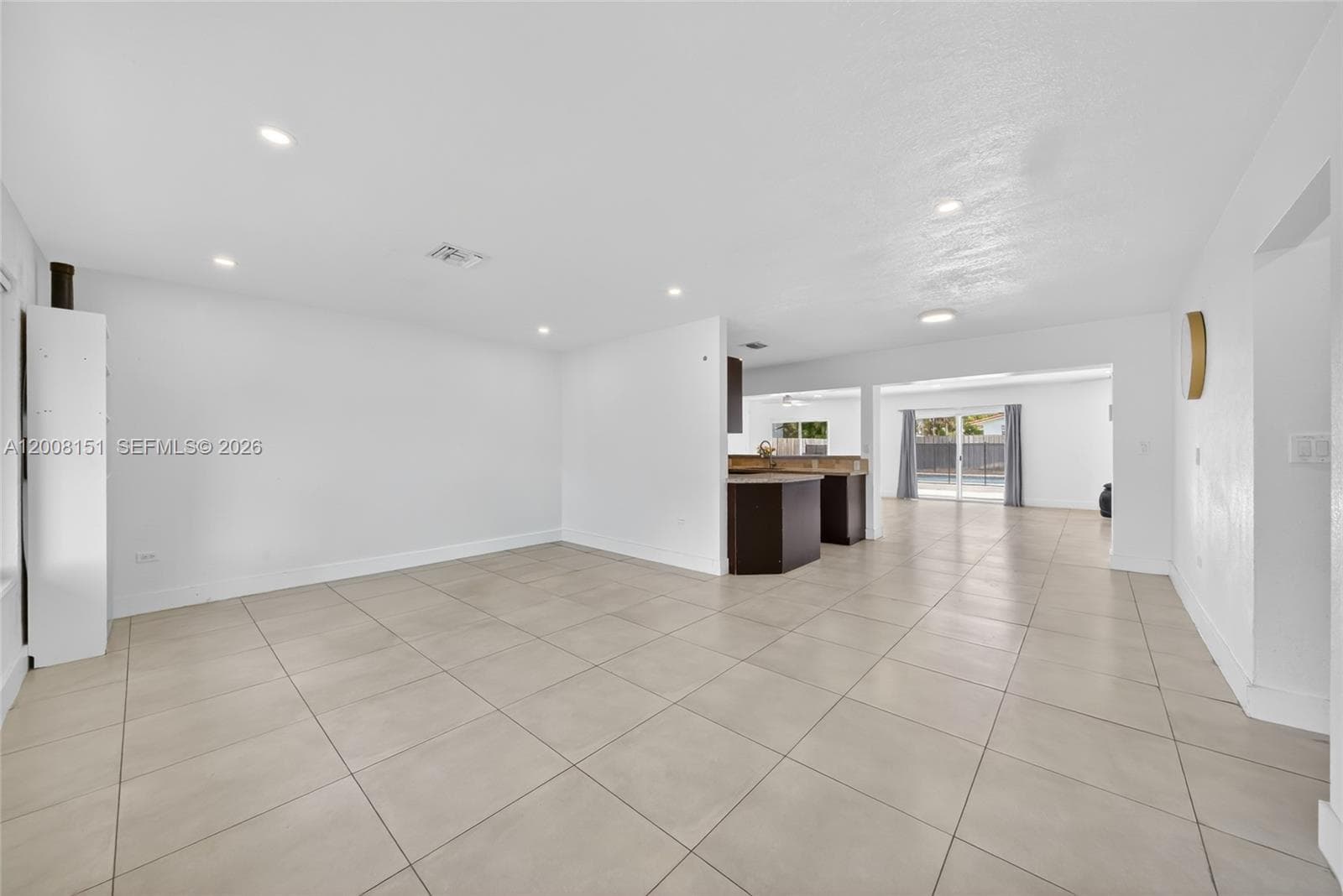 1155 NE 184th St, Miami, FL 33179 — zdjęcie 5