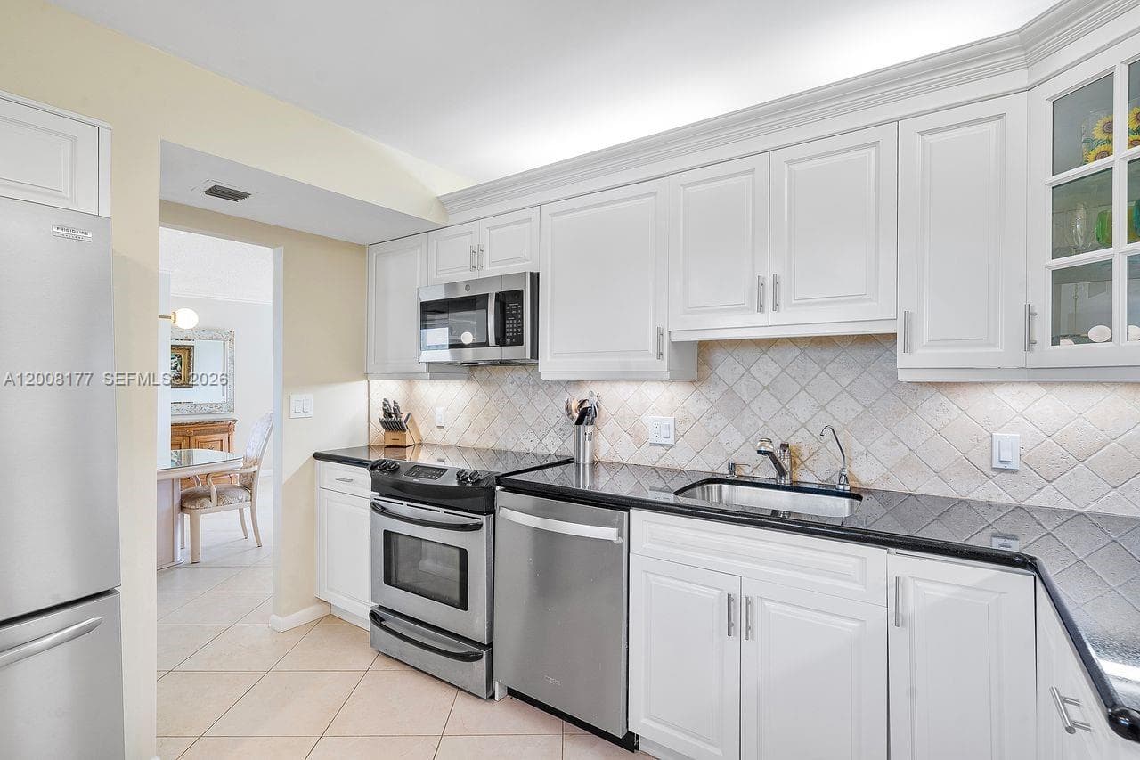 400 Ocean Trail Way # 302, Jupiter, FL 33477