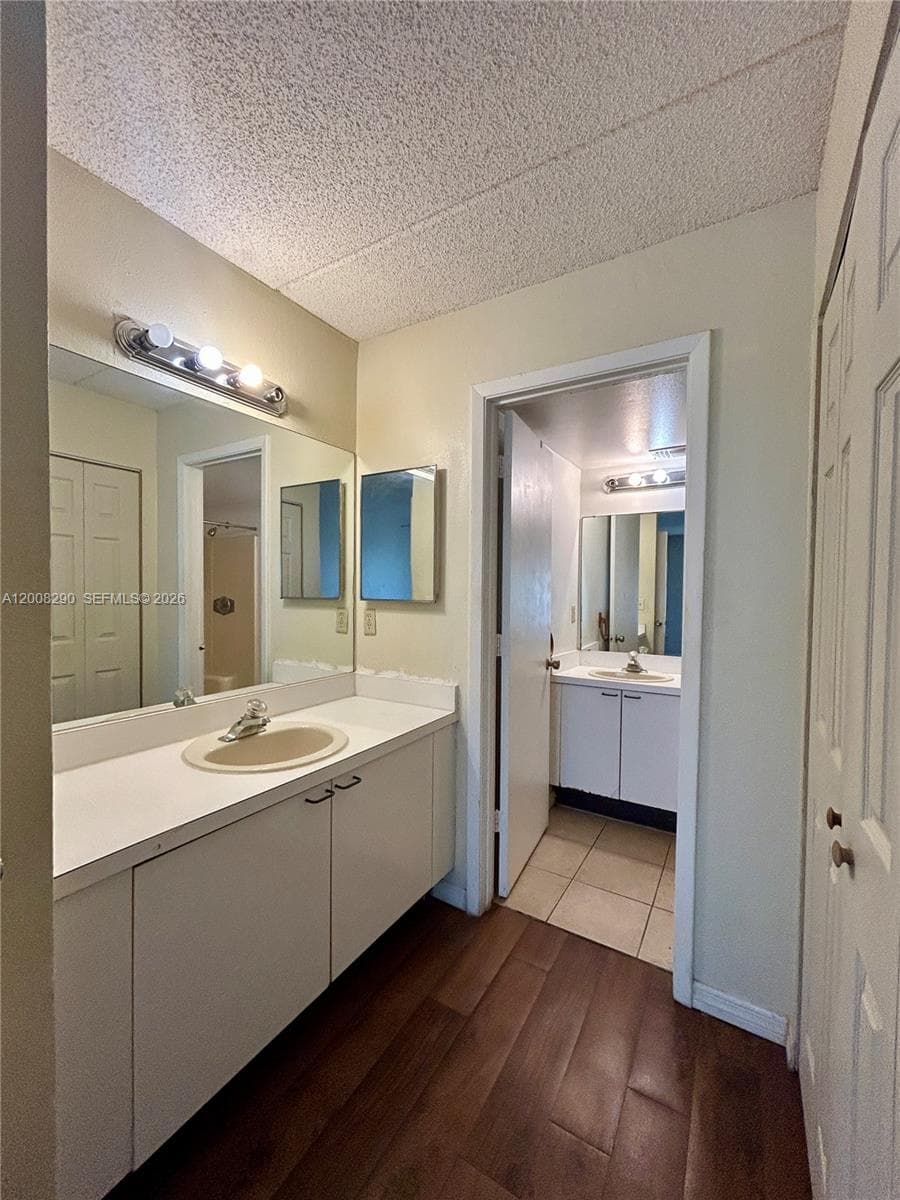5627 Blue Shadows Court # 3, Orlando, FL 32811 — zdjęcie 3