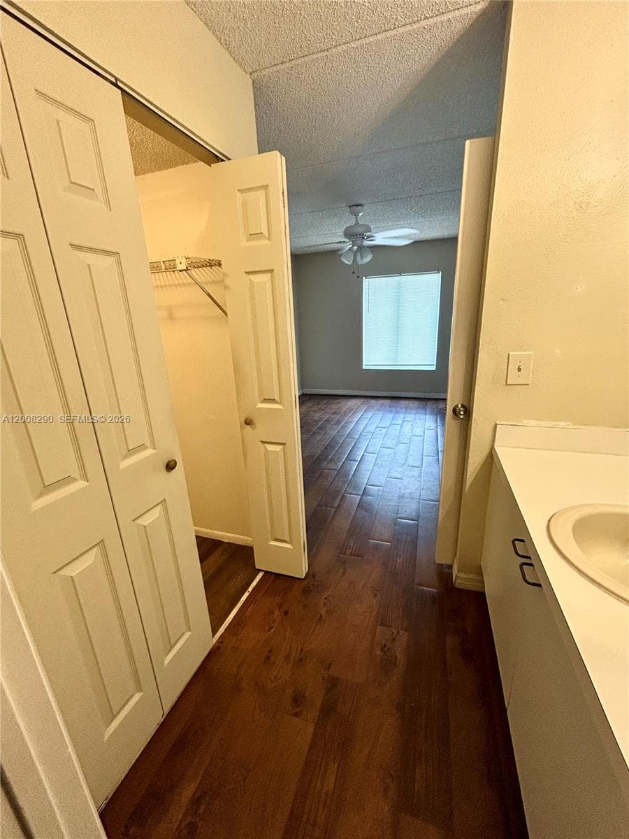 5627 Blue Shadows Court # 3, Orlando, FL 32811 — zdjęcie 4