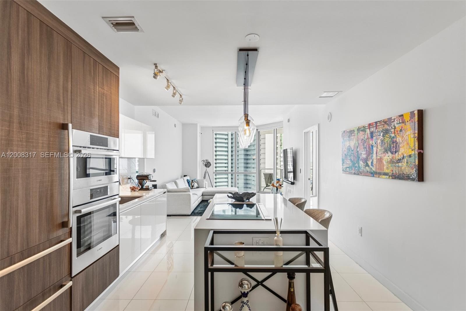 851 NE 1st Ave # 3707, Miami, FL 33132 — zdjęcie 3