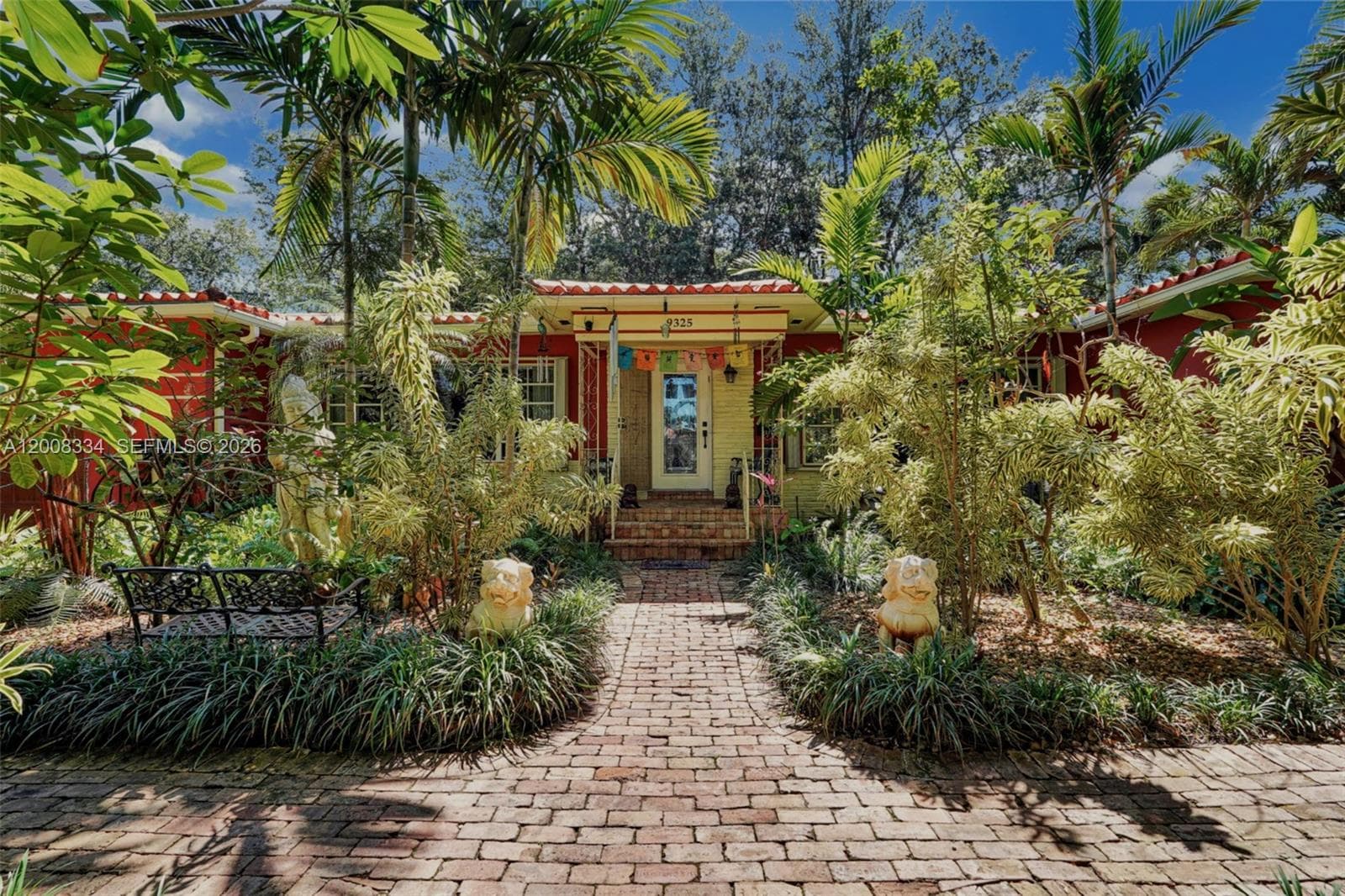 9325 NE 5th Ave, Miami Shores, FL 33138 — zdjęcie 2