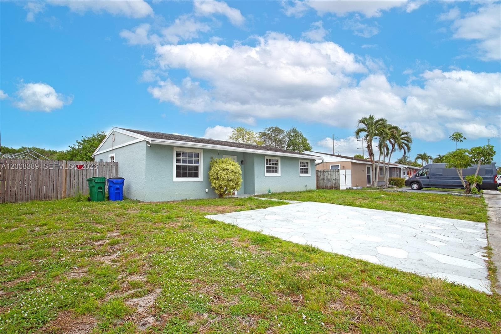 7471 SW 1st St, Margate, FL 33068 — zdjęcie 2
