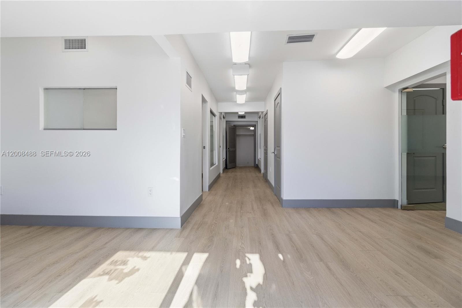470 NW 22nd Ave, Miami, FL 33125 — zdjęcie 3
