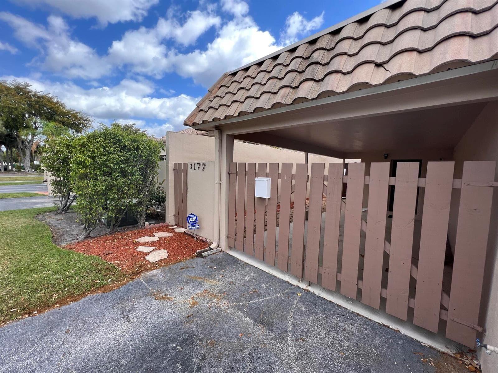 3177 Coral Springs Drive # 0, Coral Springs, FL 33065 — zdjęcie 2