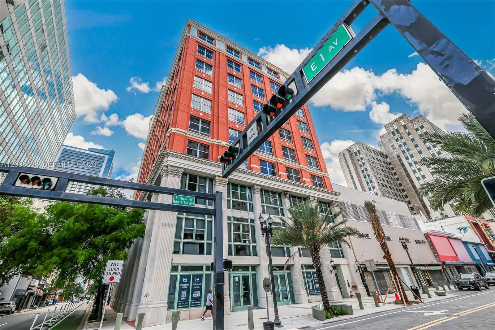 111 E Flagler St # 708, Miami, FL 33131 — zdjęcie 2