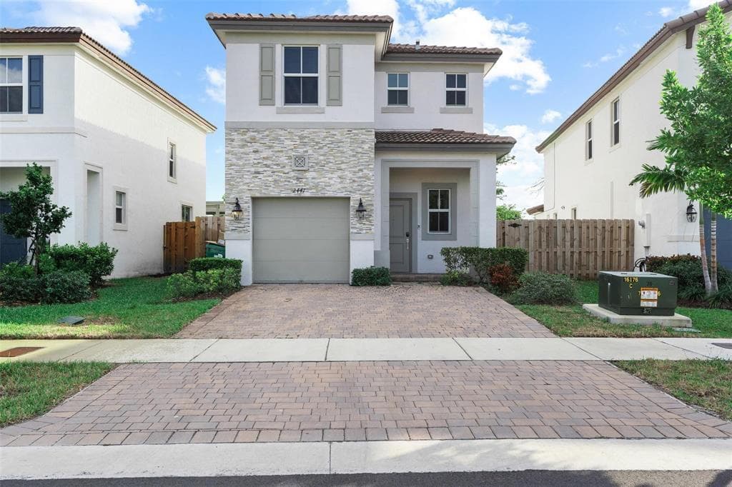 2441 NW 131st Circle # 2441, Miami, FL 33167 — zdjęcie 2
