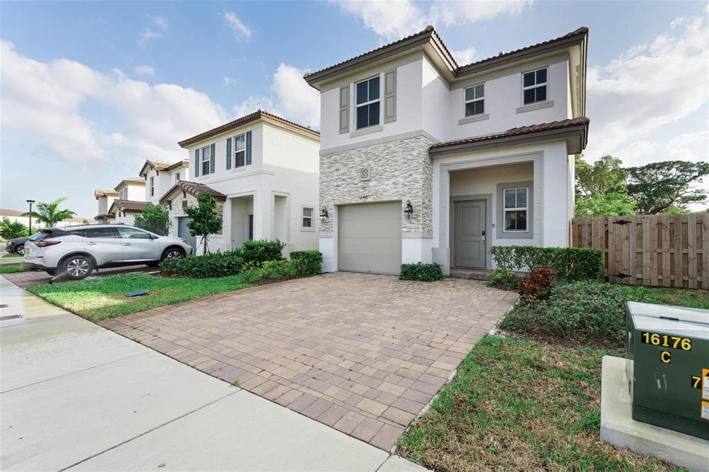 2441 NW 131st Circle # 2441, Miami, FL 33167 — zdjęcie 3