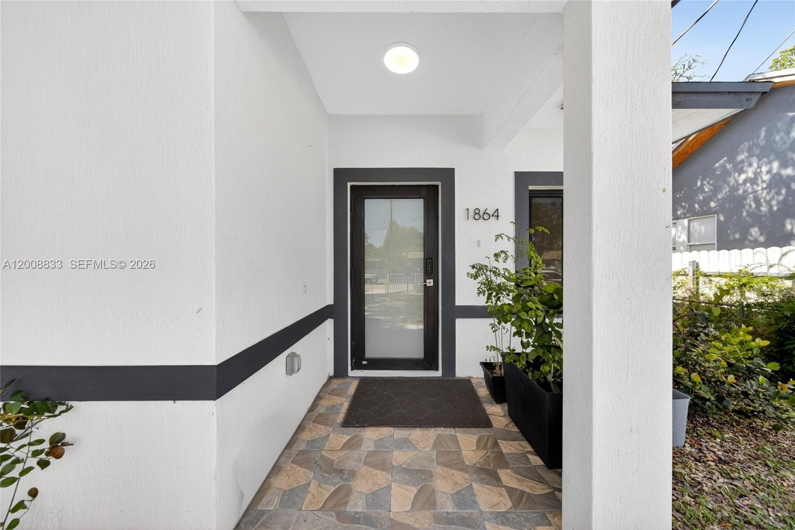 1864 NW 84th St, Miami, FL 33147 — zdjęcie 2