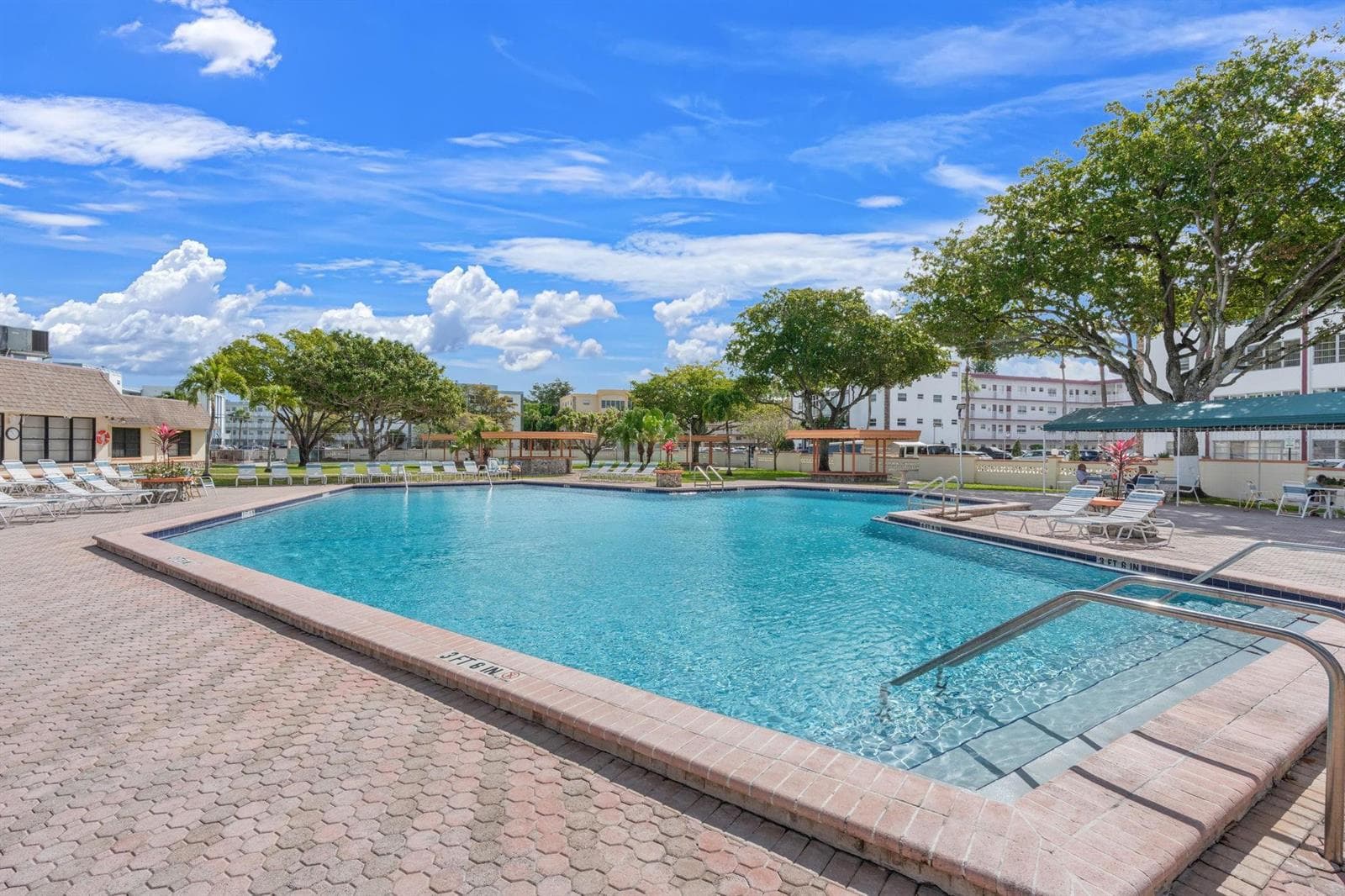 4191 NW 41st Street # 214, Lauderdale Lakes, FL 33319 — zdjęcie 4
