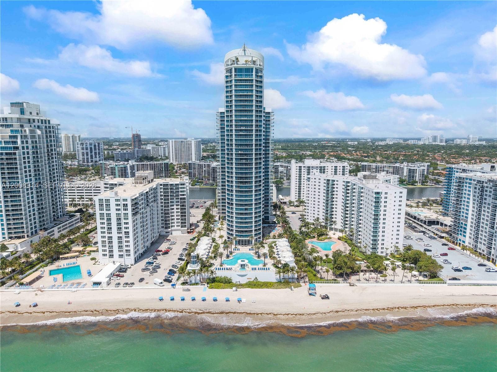 3101 S Ocean Dr # 2705, Hollywood, FL 33019