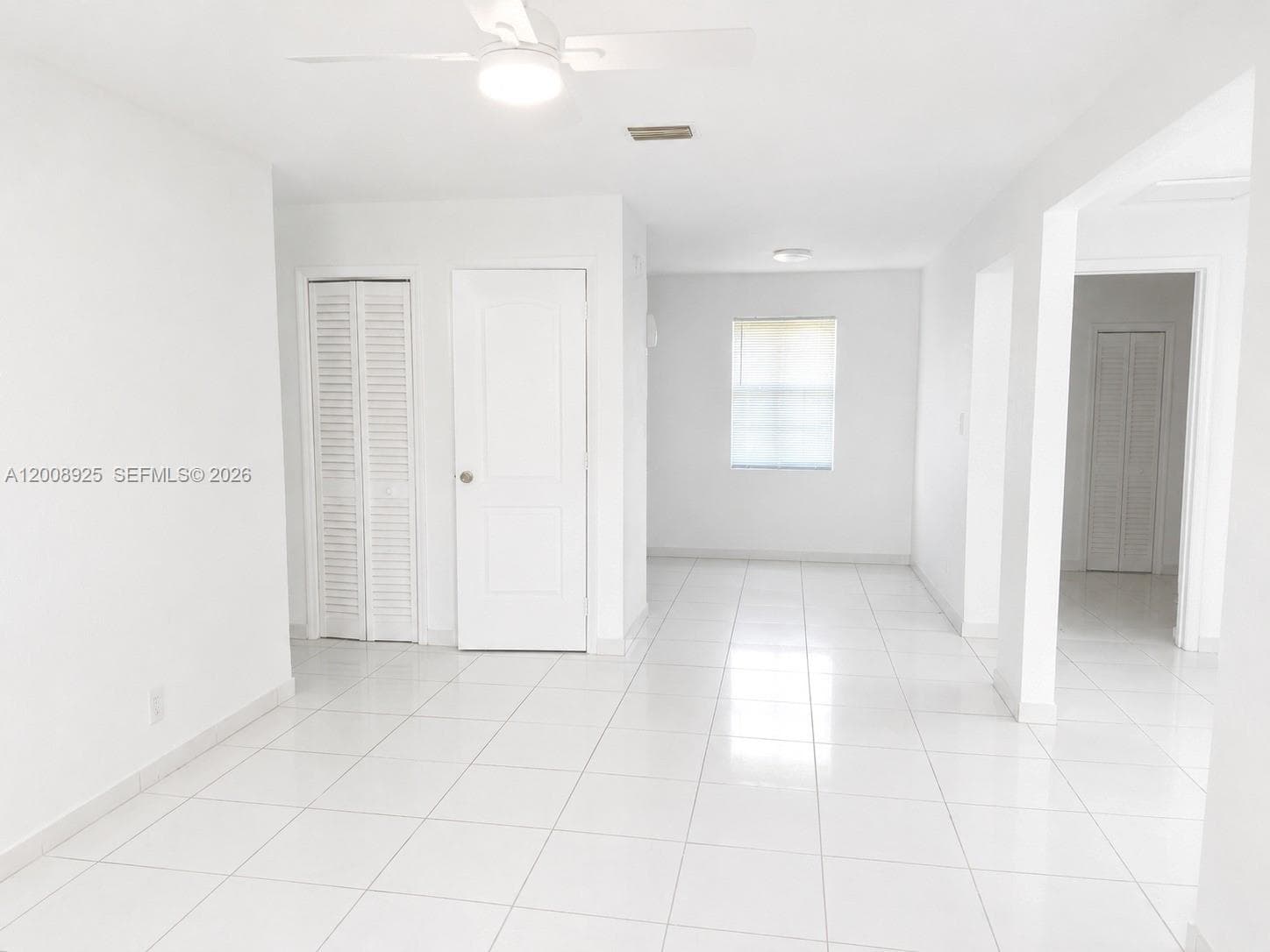 8210 SW 7th St, North Lauderdale, FL 33068 — zdjęcie 3