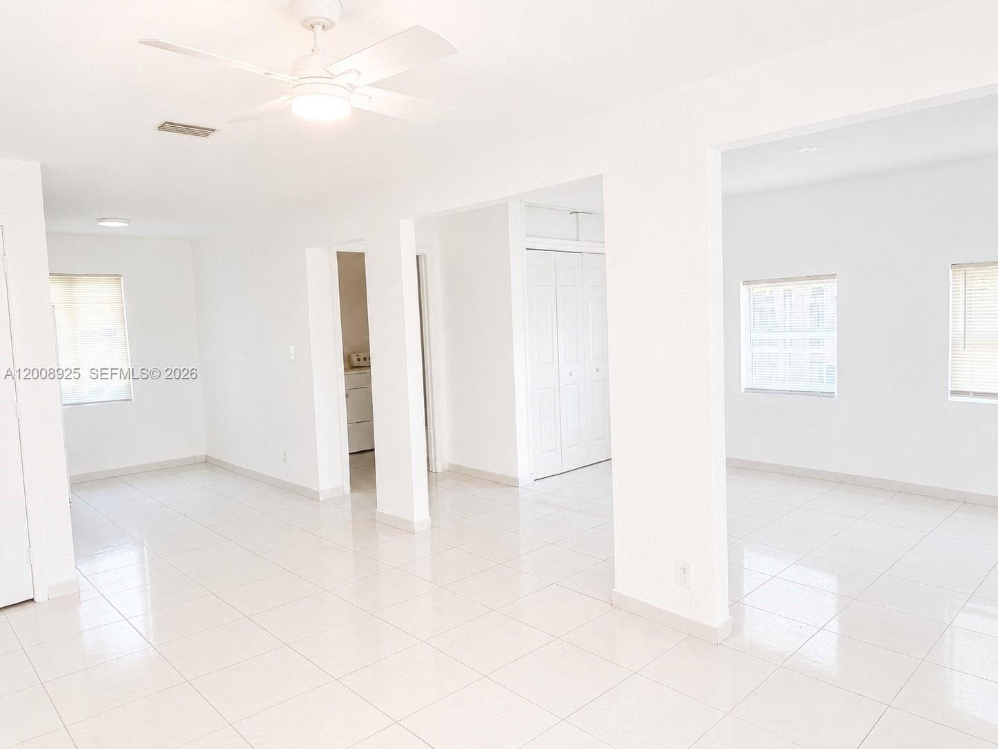 8210 SW 7th St, North Lauderdale, FL 33068 — zdjęcie 4