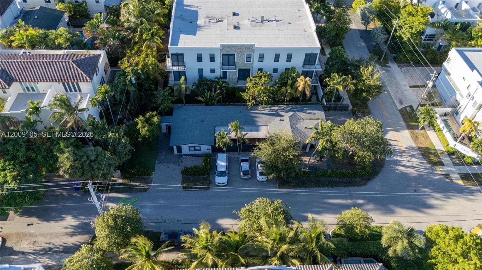 1615 NE 9TH ST, Fort Lauderdale, FL 33304