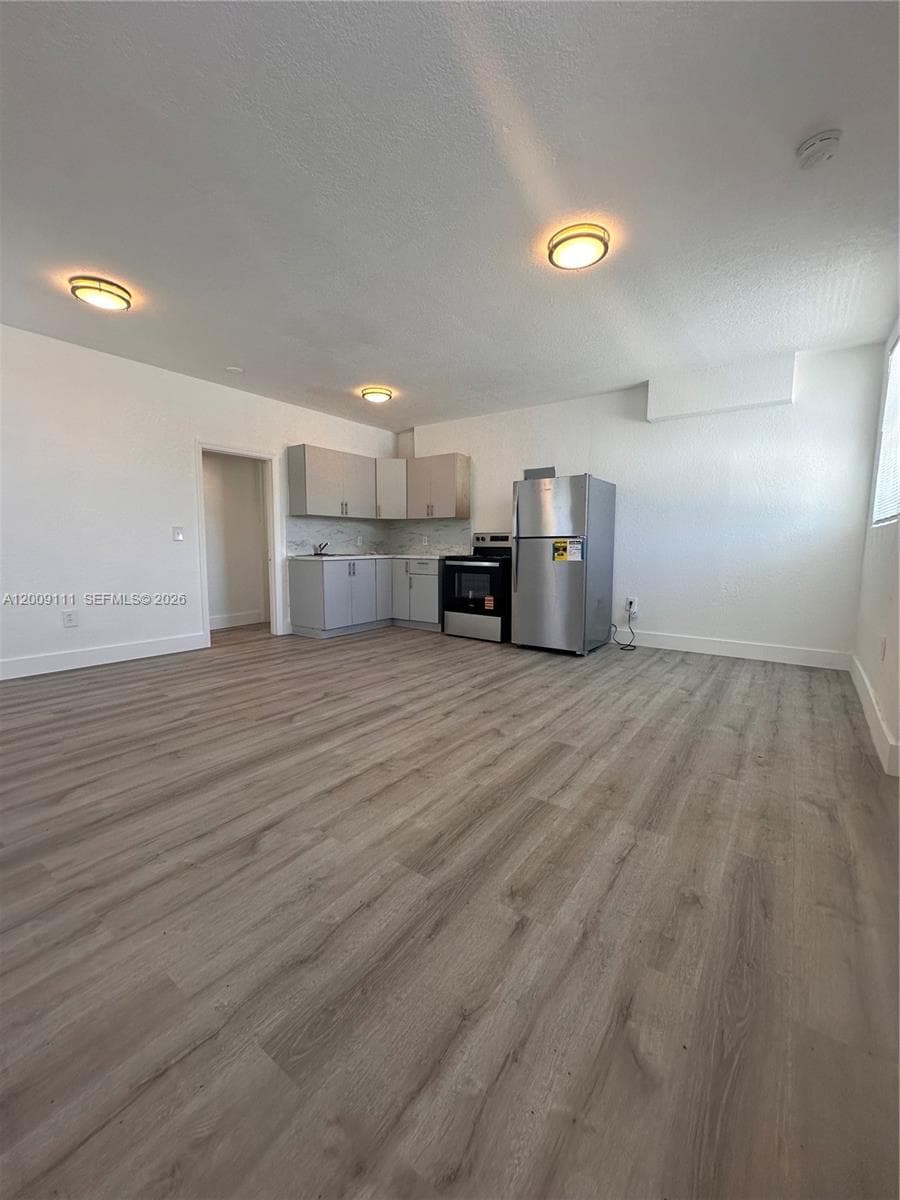 50 NW 79th St # 6, Miami, FL 33150 — zdjęcie 2
