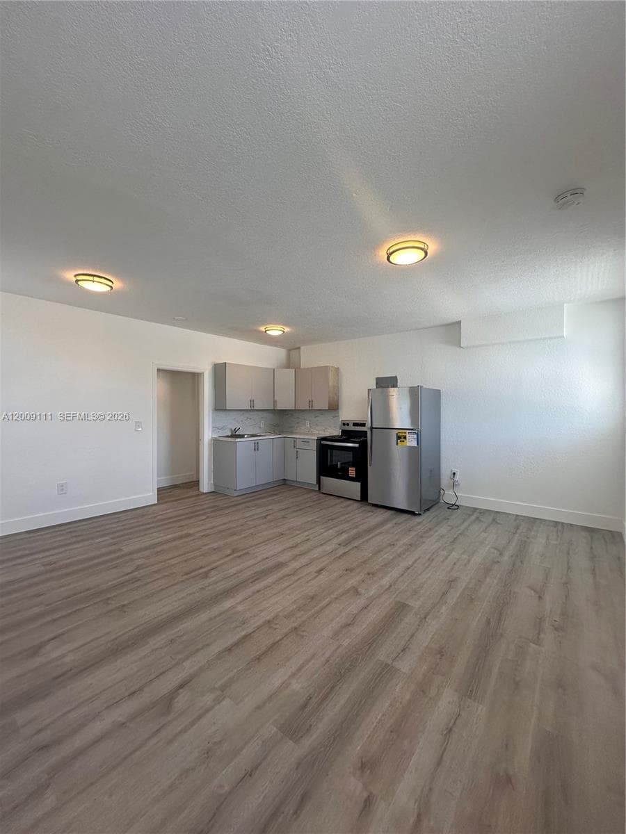 50 NW 79th St # 6, Miami, FL 33150 — zdjęcie 3