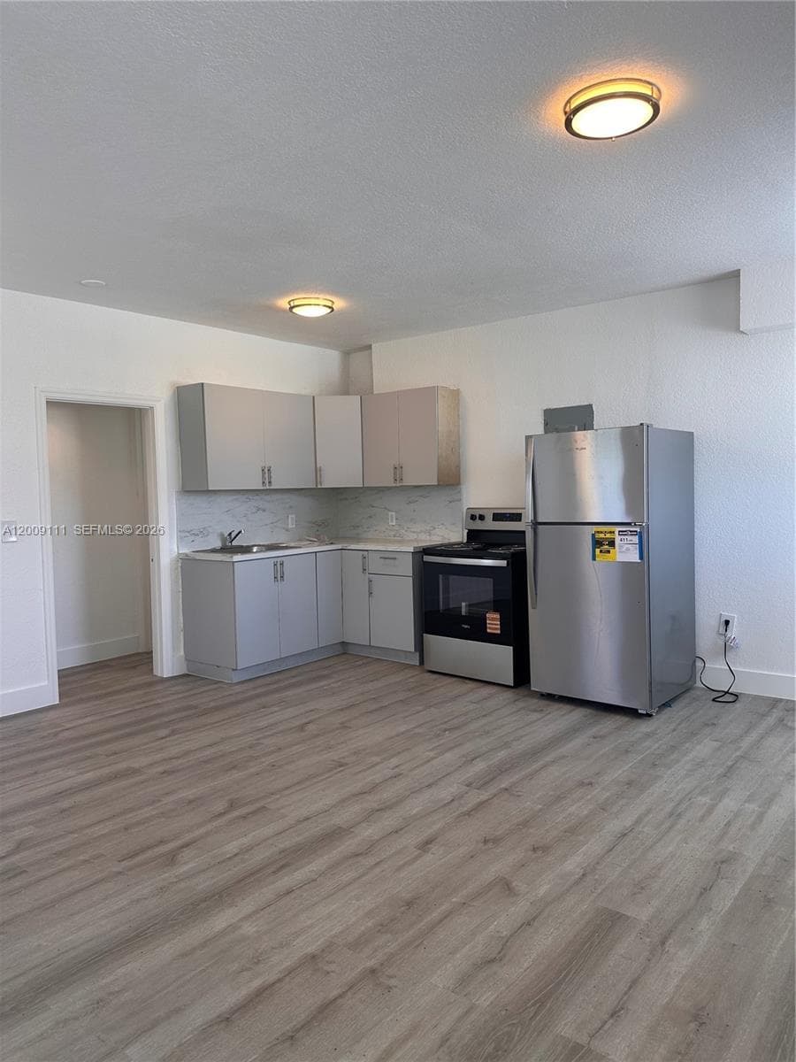 50 NW 79th St # 6, Miami, FL 33150 — zdjęcie 4
