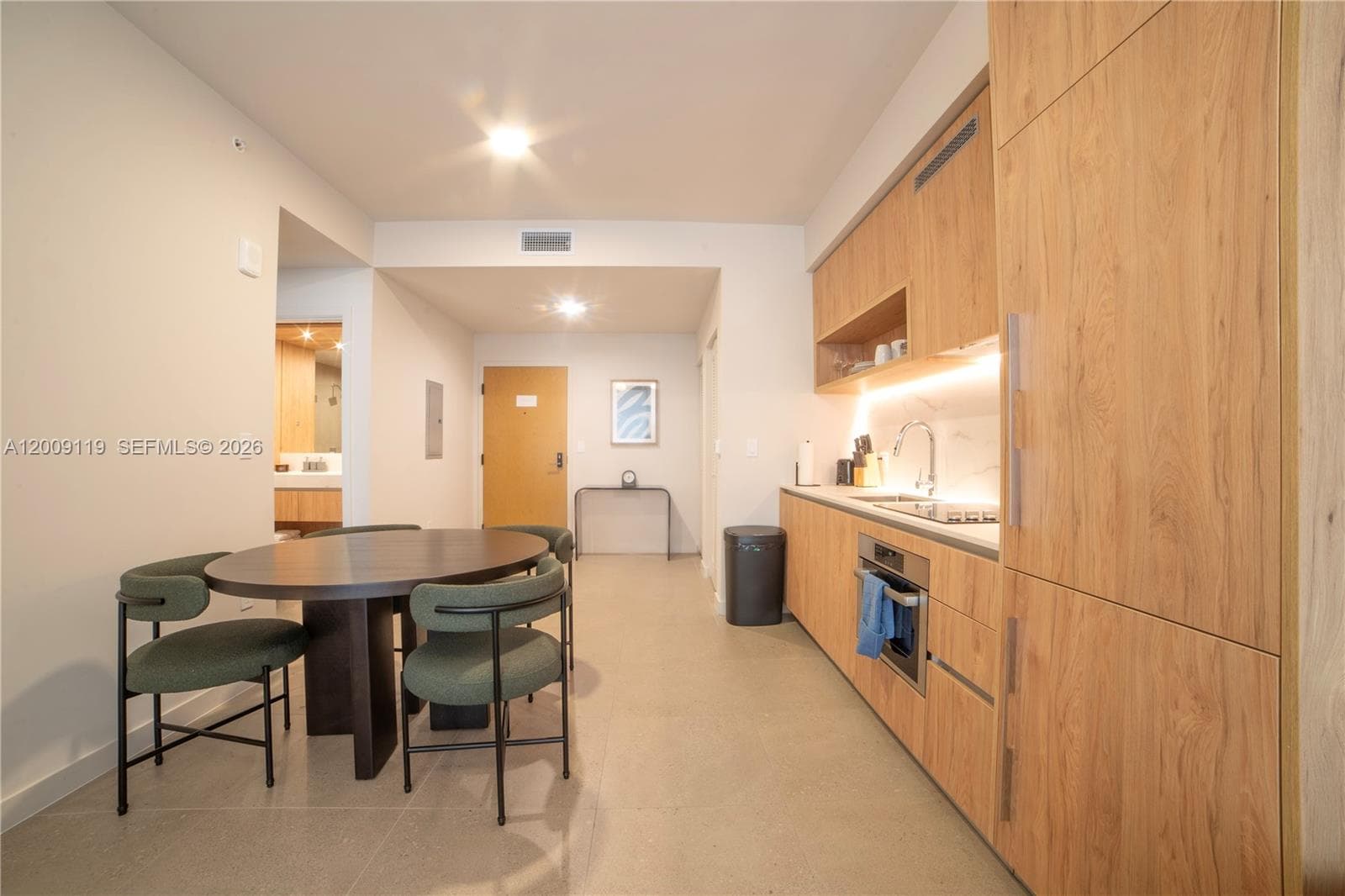 11 NE 6TH # 1104, Miami, FL 33132