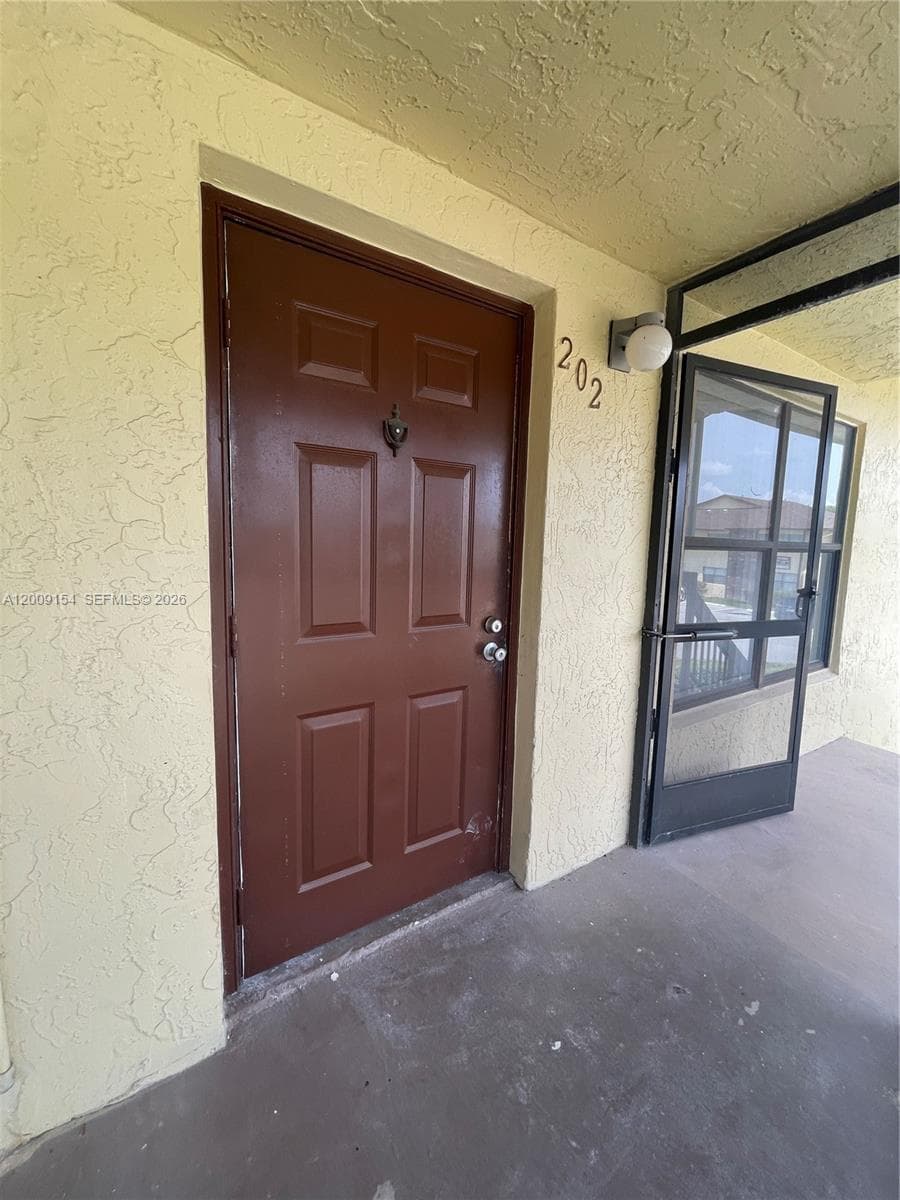 10016 Winding Lake Rd # 202, Sunrise, FL 33351 — zdjęcie 4