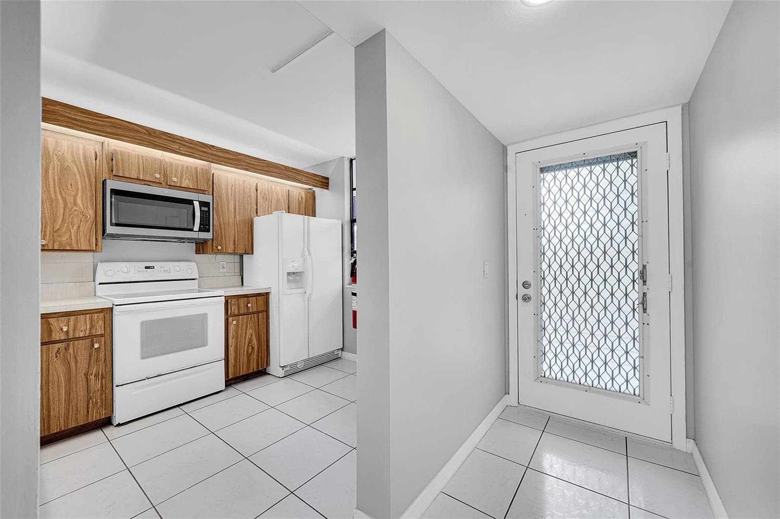 1713 Whitehall Drive # 103, Davie, FL 33324 — zdjęcie 5