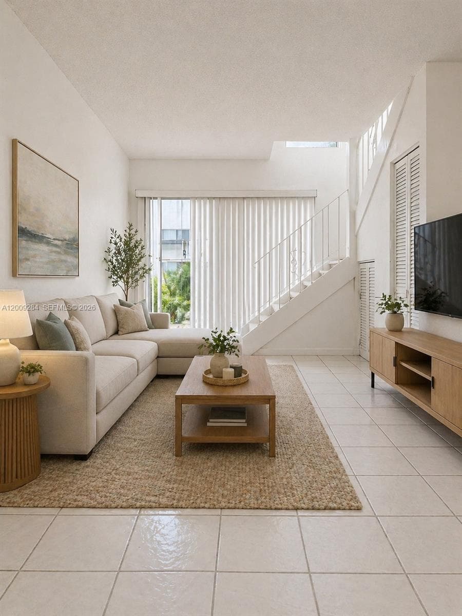 1300 W 47th Pl # 218A, Hialeah, FL 33012 — zdjęcie 5