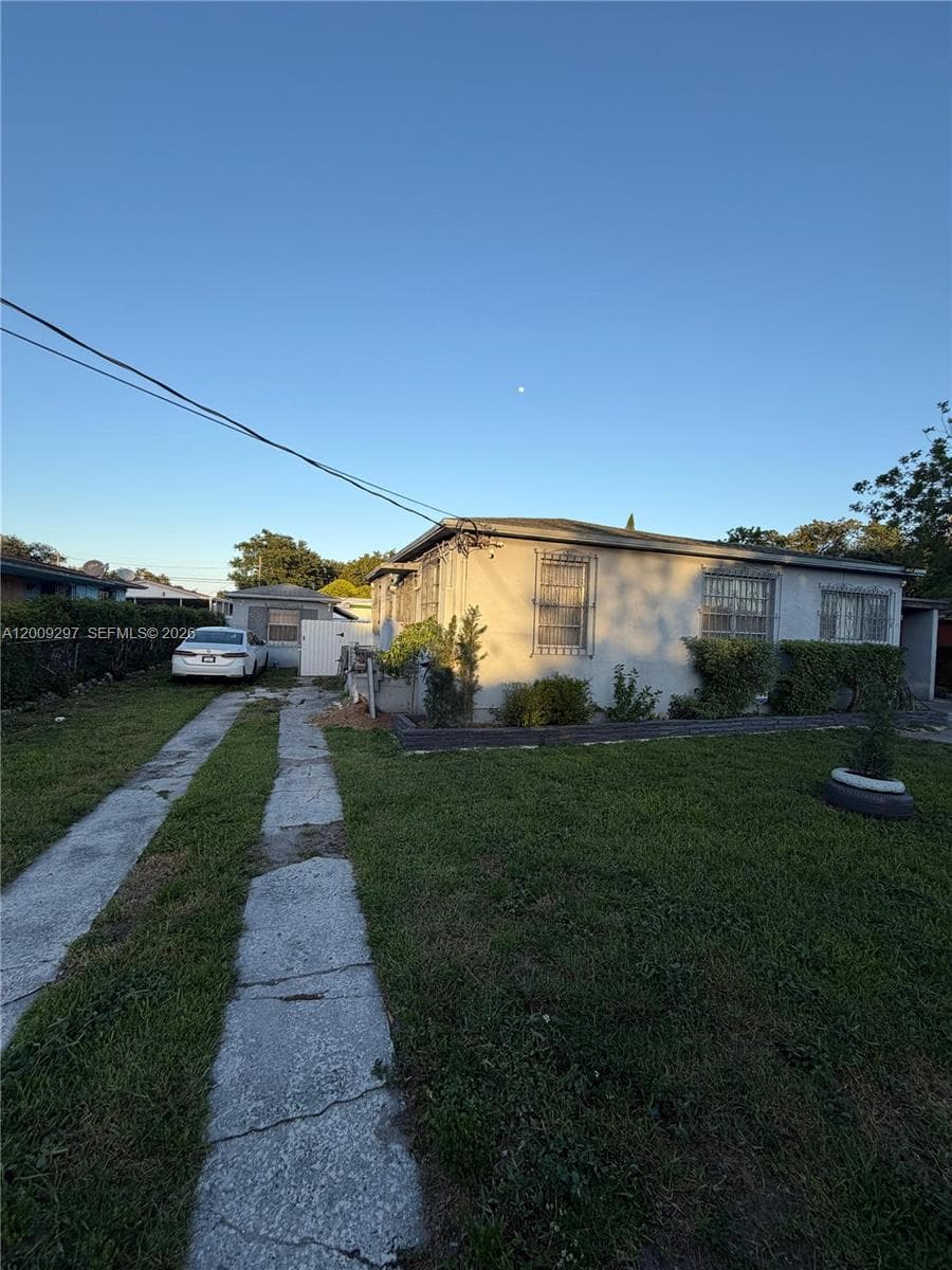 6741 NW 6th Ct, Miami, FL 33150 — zdjęcie 4