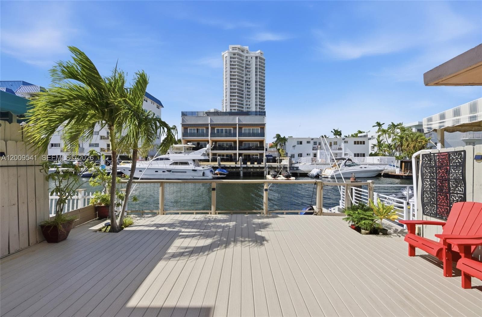 3819 170th St # B-1, North Miami Beach, FL 33160 — zdjęcie 4