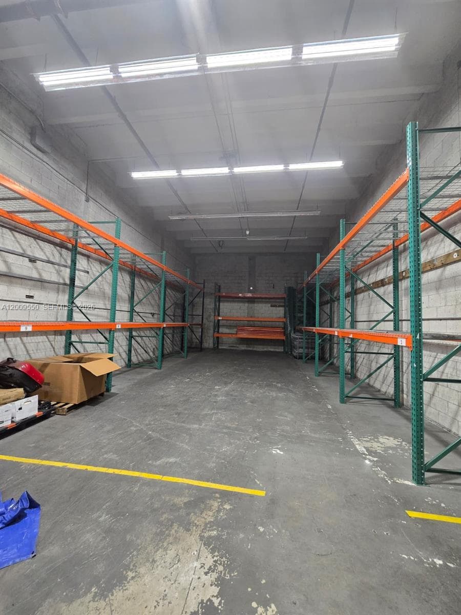 7953 NW 64th St, Medley, FL 33166 — zdjęcie 4
