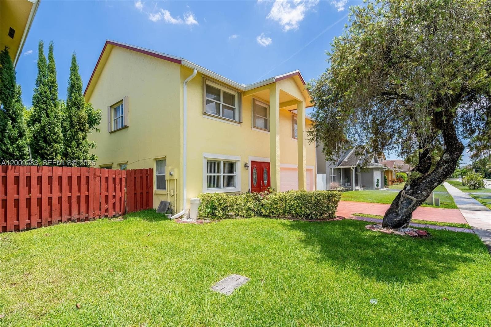 1001 SW 100th Ter, Pembroke Pines, FL 33025 — zdjęcie 5
