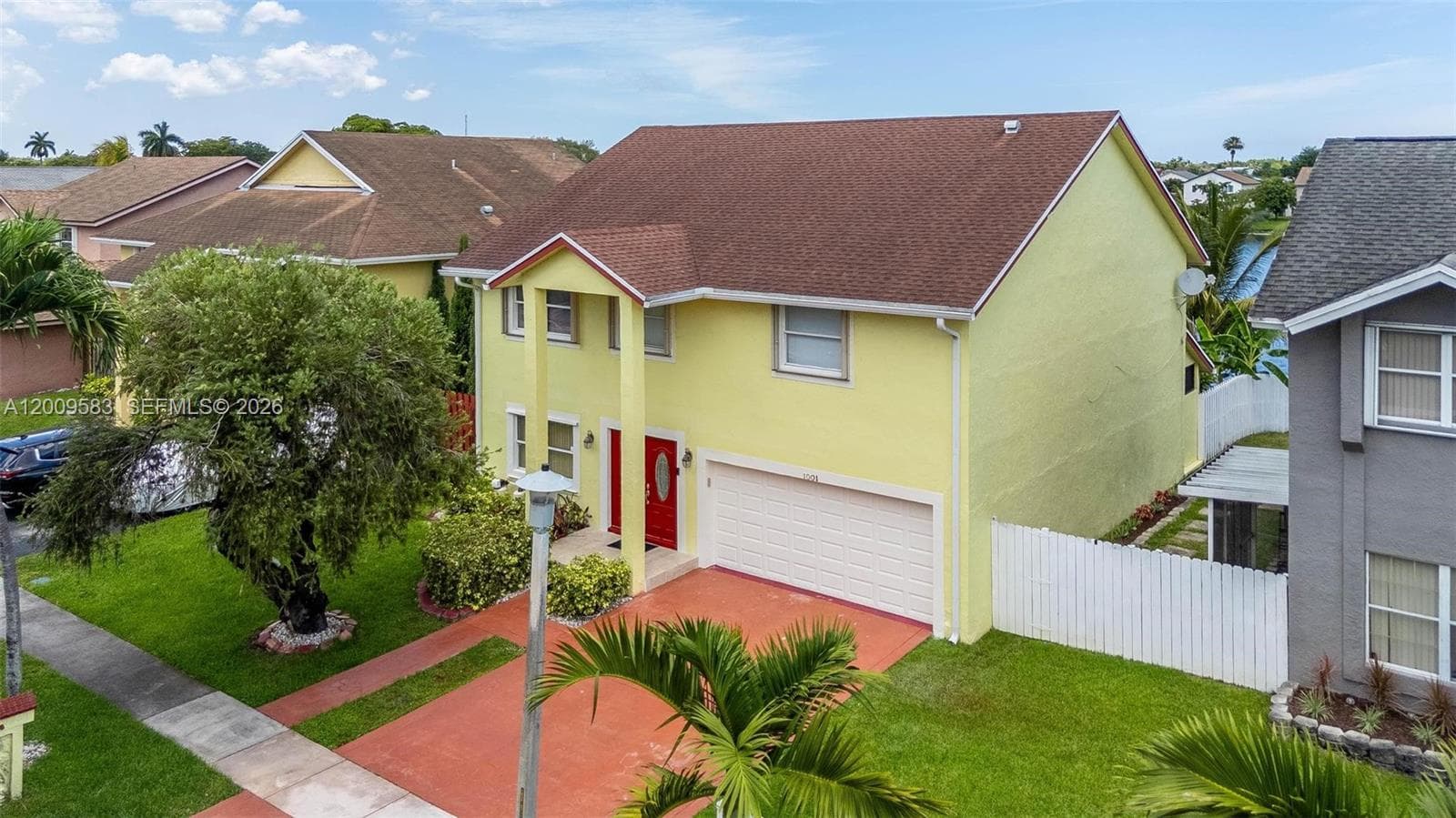 1001 SW 100th Ter, Pembroke Pines, FL 33025 — zdjęcie 4