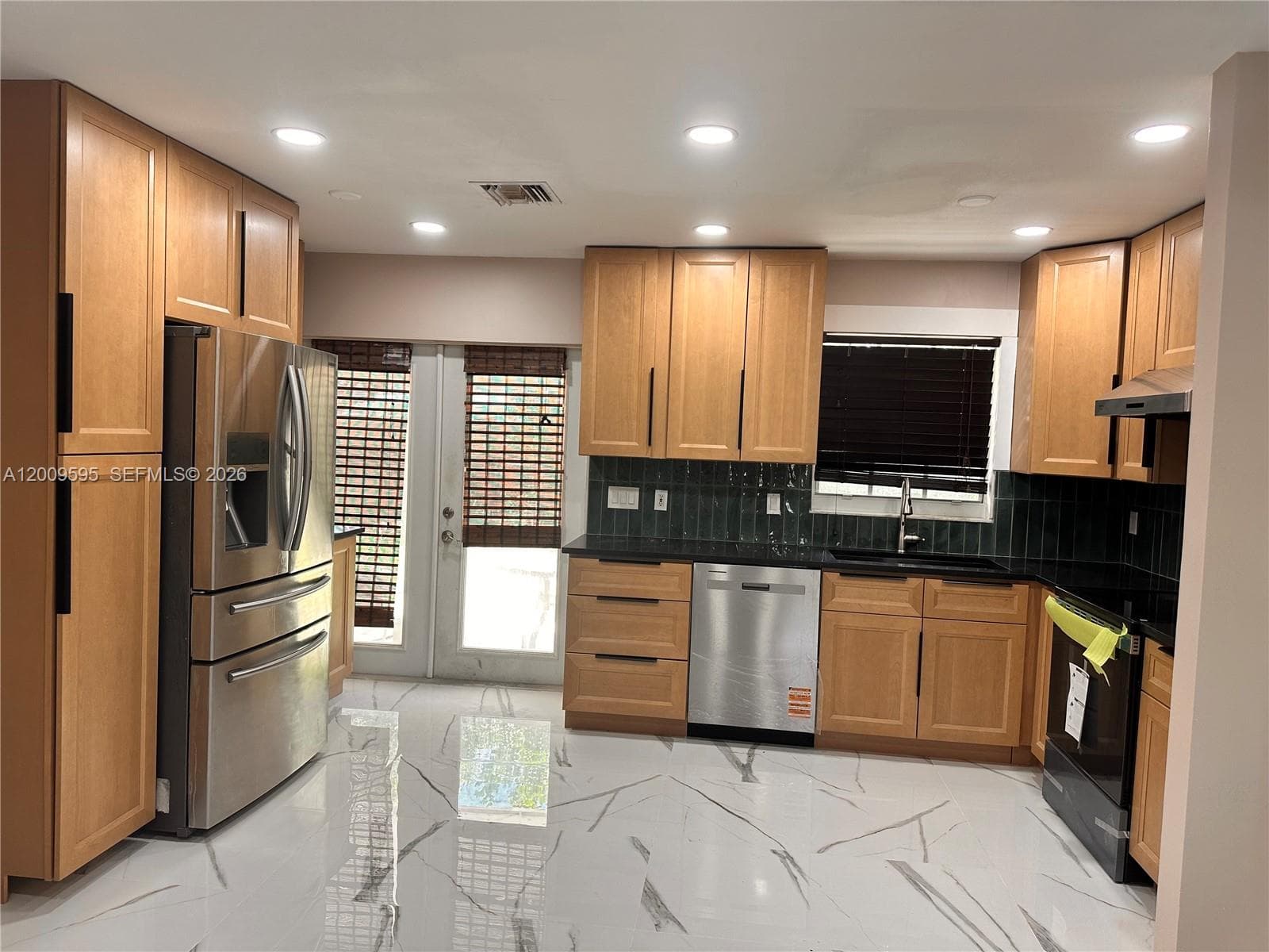 3614 Everglades Rd, Palm Beach Gardens, FL 33410